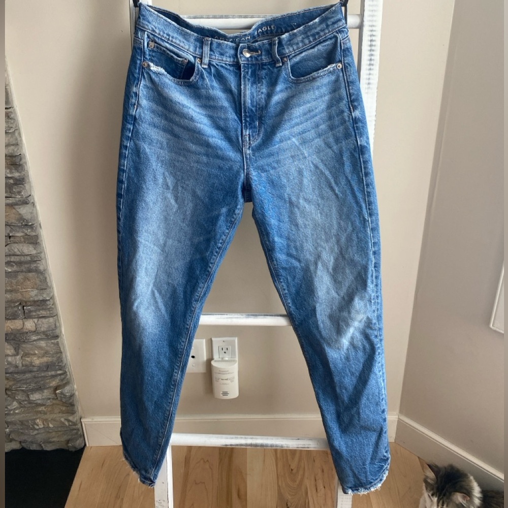 American Eagle straight leg jeans